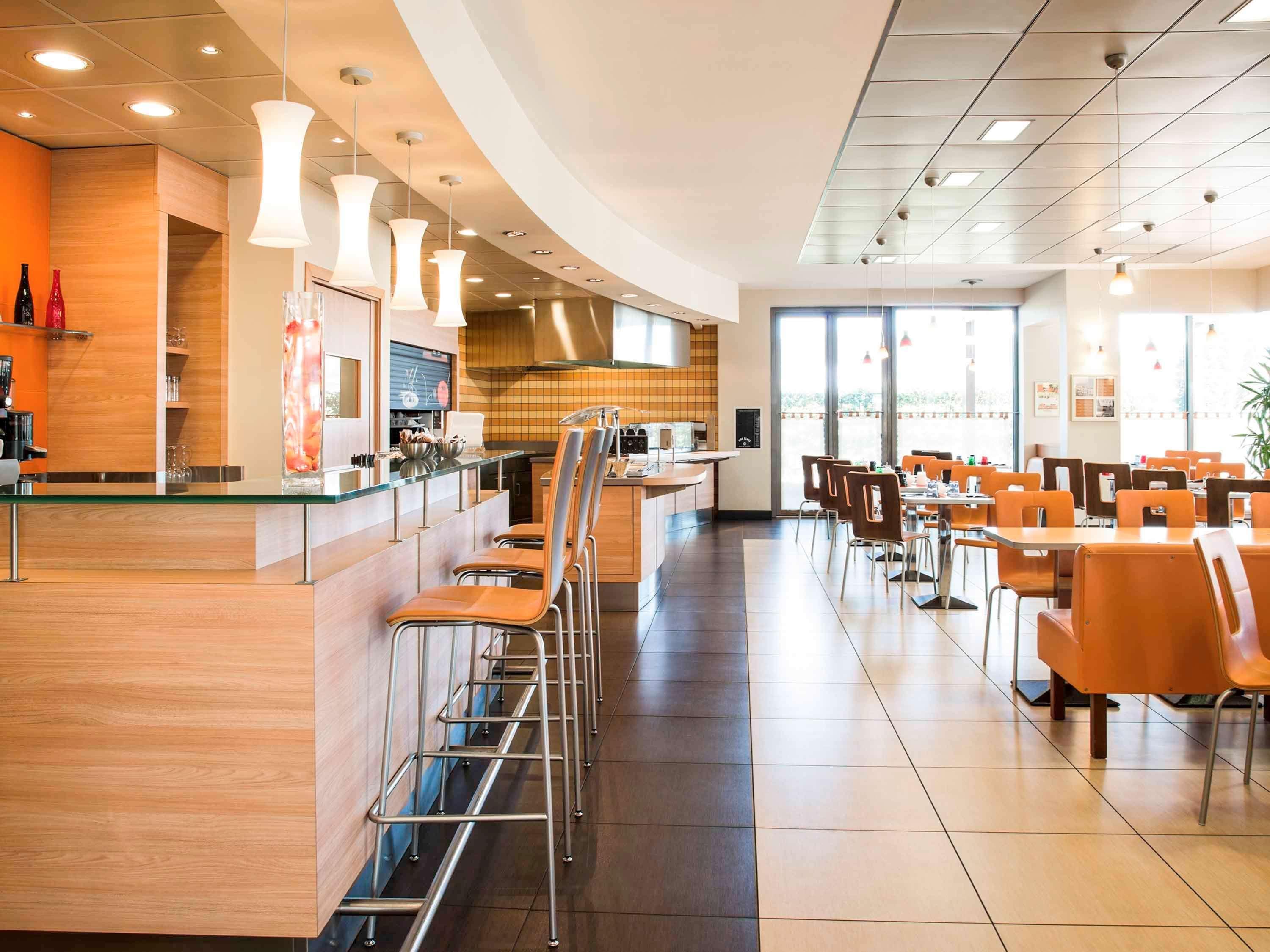Ibis Como Grandate Exterior photo