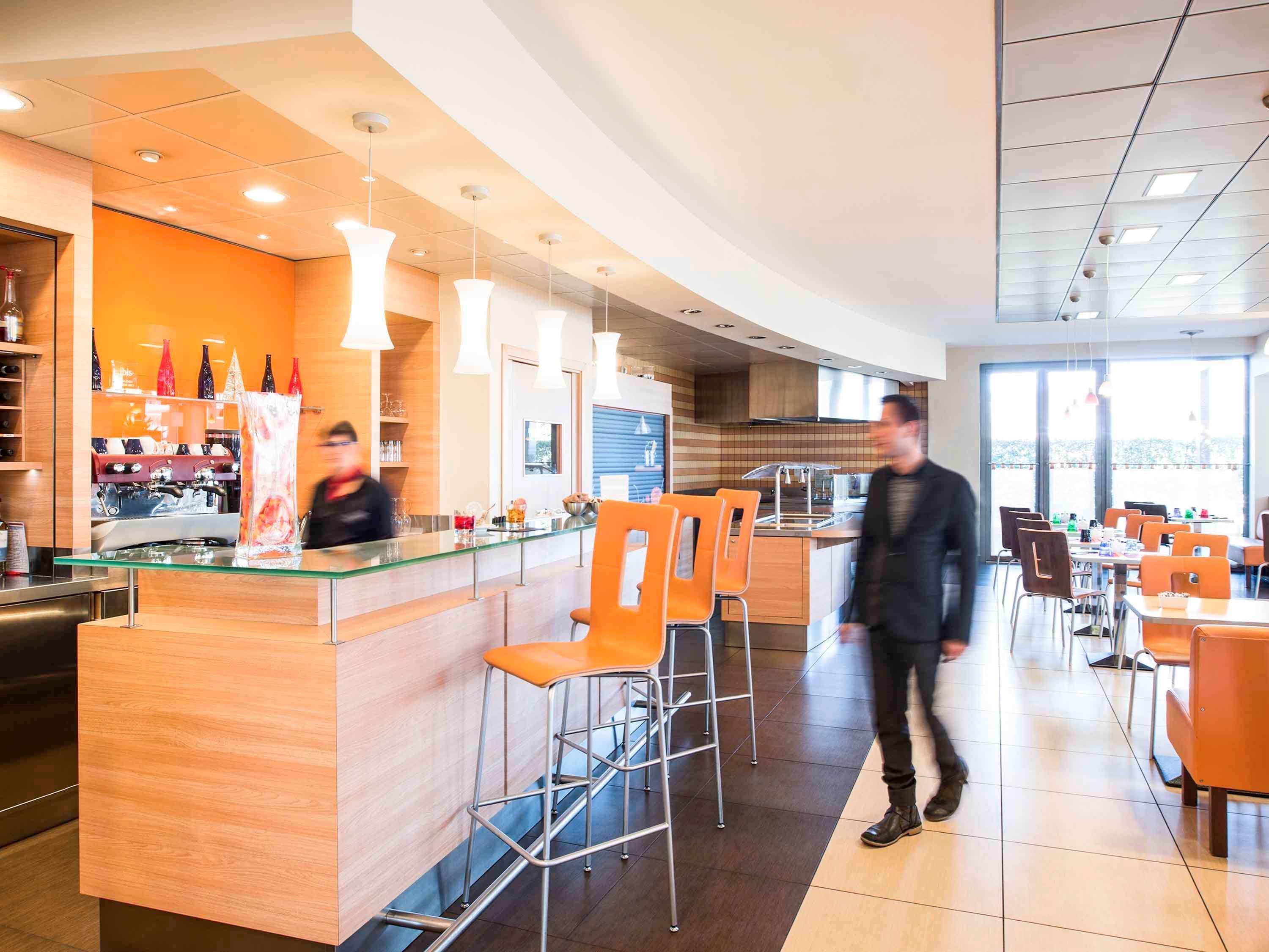 Ibis Como Grandate Exterior photo