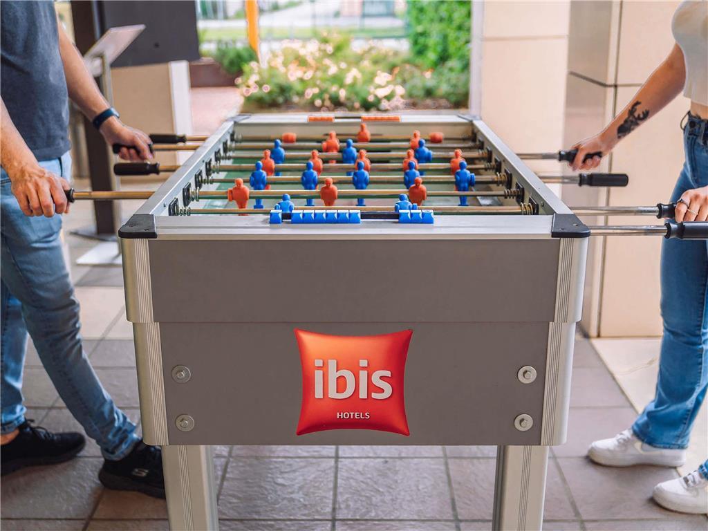 Ibis Como Grandate Amenities photo