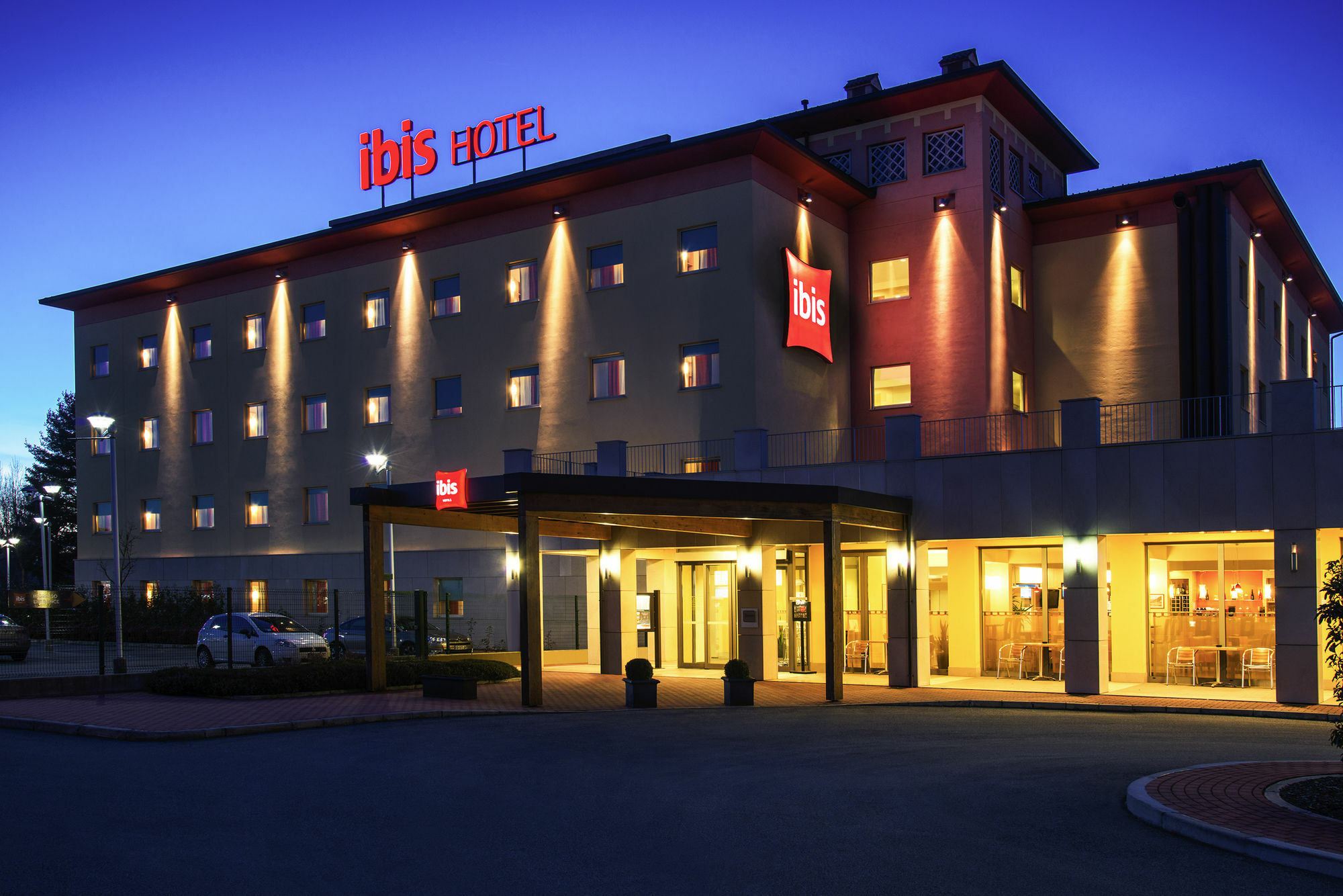 Ibis Como Grandate Exterior photo